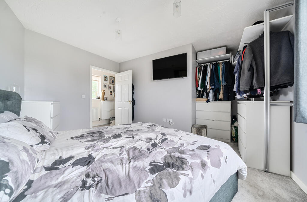 128739317683ee46290e46