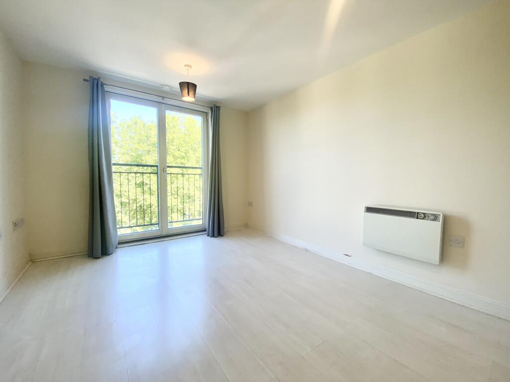 Photo 02