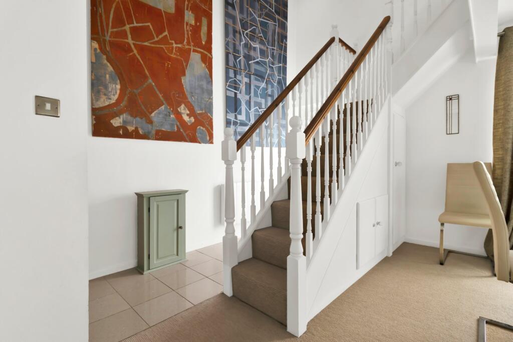 Entrance &amp; Stairs