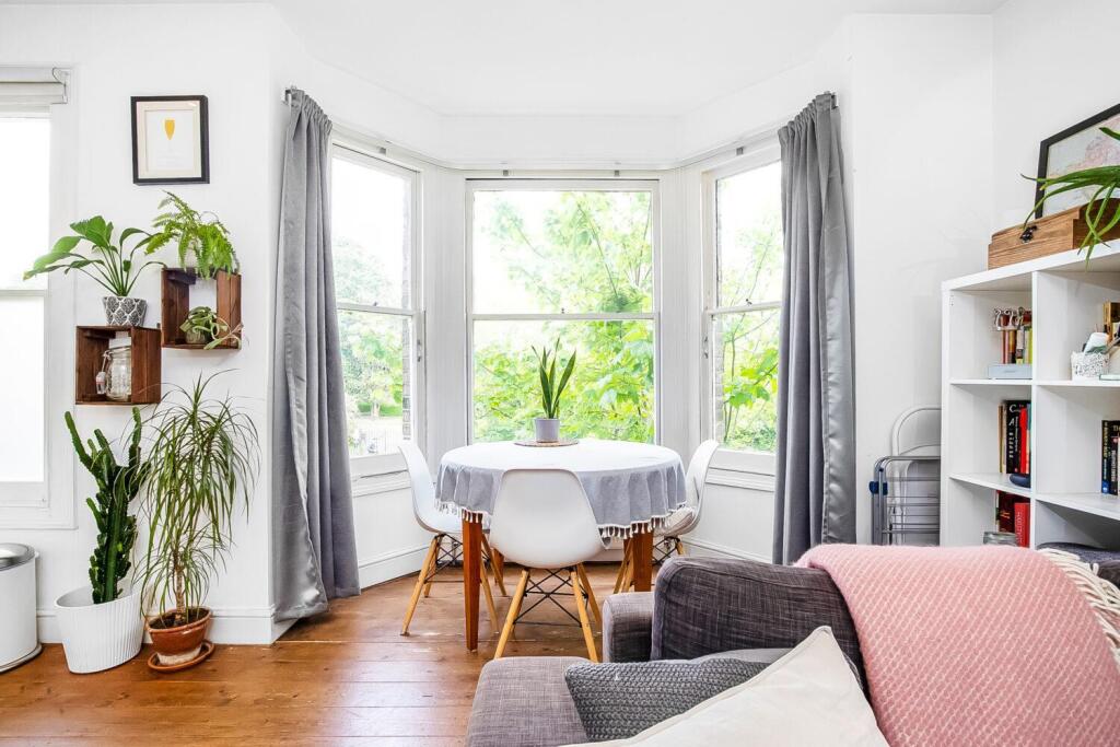 Front Bay Window.jpg
