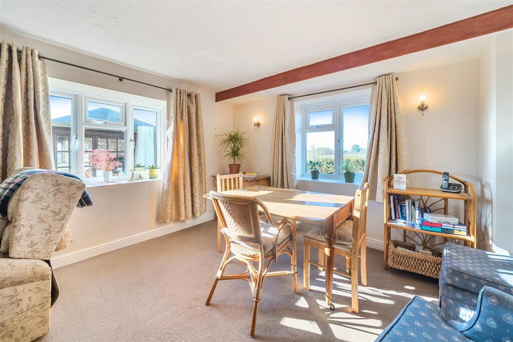 Lacemakhttps://login2.vebraalto.com/#ers Cottage, 