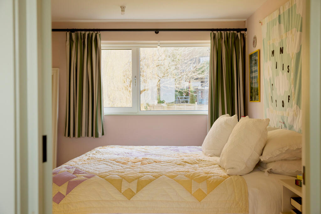 323880 - 25.12.15_TMH_SUTTON CRESCENT_71.JPG