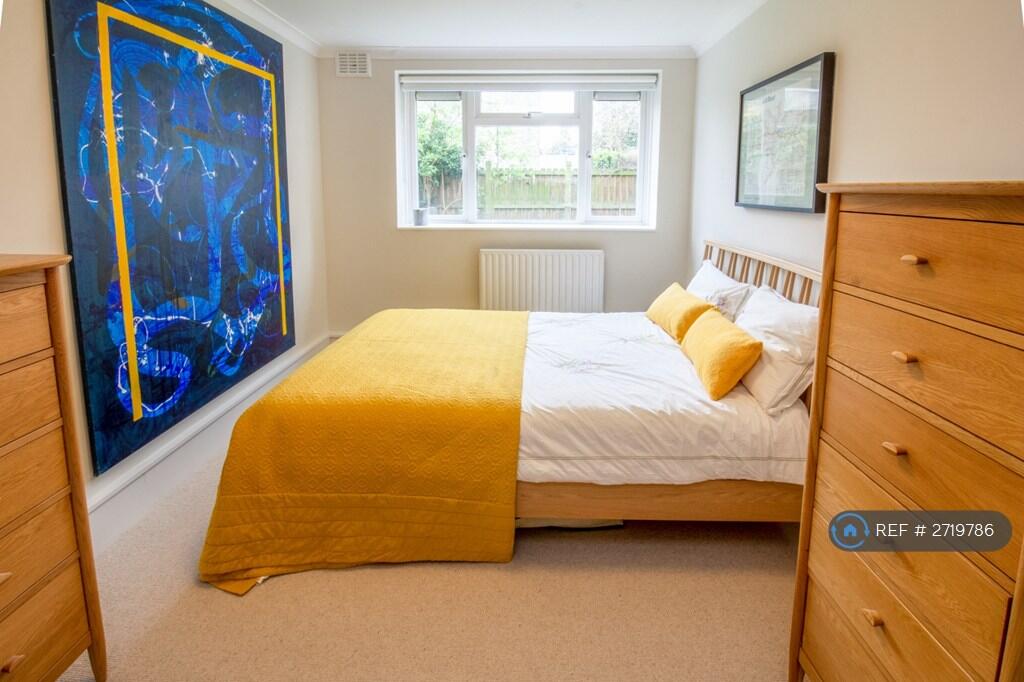 Main Bedroom