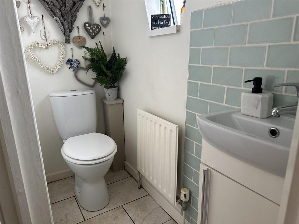 Ground Floor Cloakroom