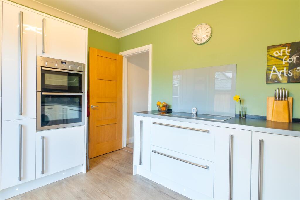 Holtye Crescent, Maidstone43.jpg