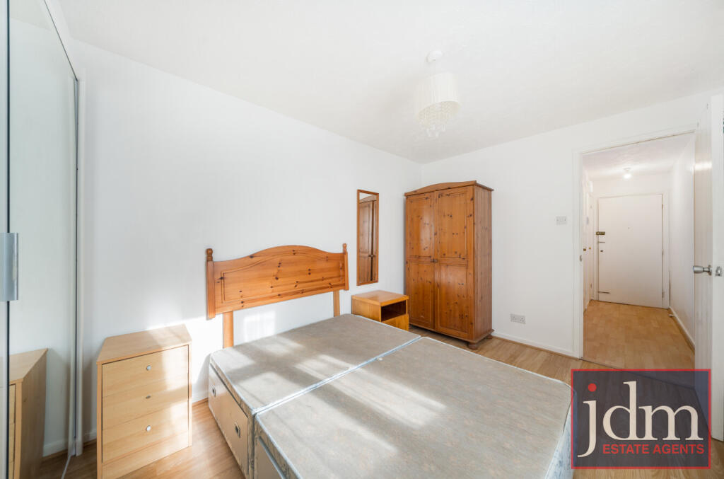 97c6f3ef-727e-4f3...