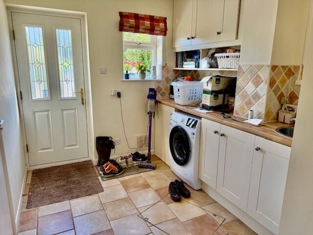 Fairwinds, 1aFendon Road, Cambridge, CB1 7RS