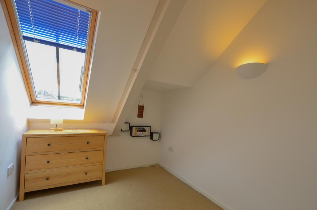 To Book A Viewing Call TPS Lostwithiel on 01208 87