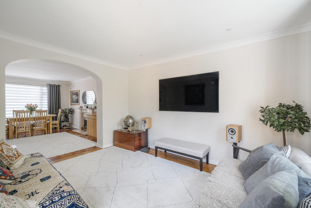 1299548-25-683065...