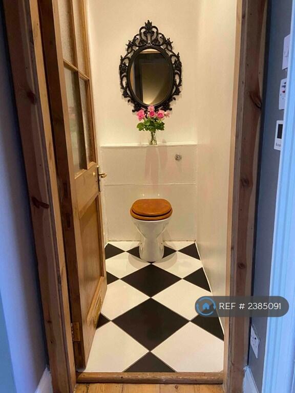 Loo
