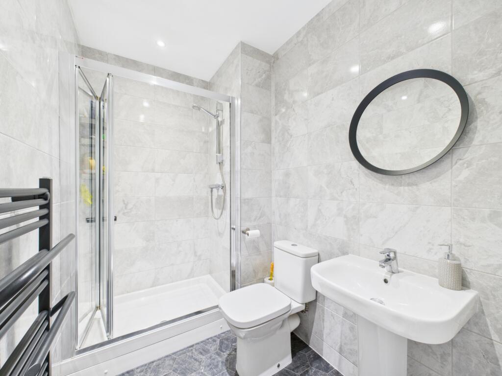 Ensuite