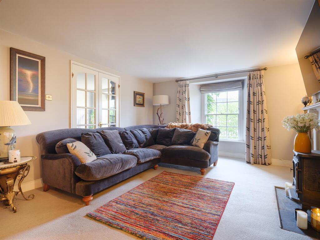 12 London Road-27.jpg