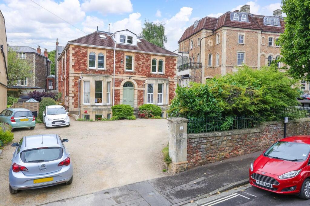 4@12 Oakfield Grove 33.JPG