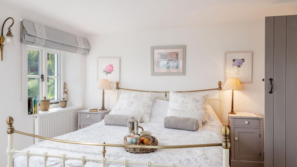 Master Bedroom, Dart View Cottage: Dittisham