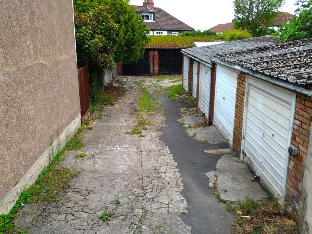 Garage 8 at Palmerston Road (3).JPG