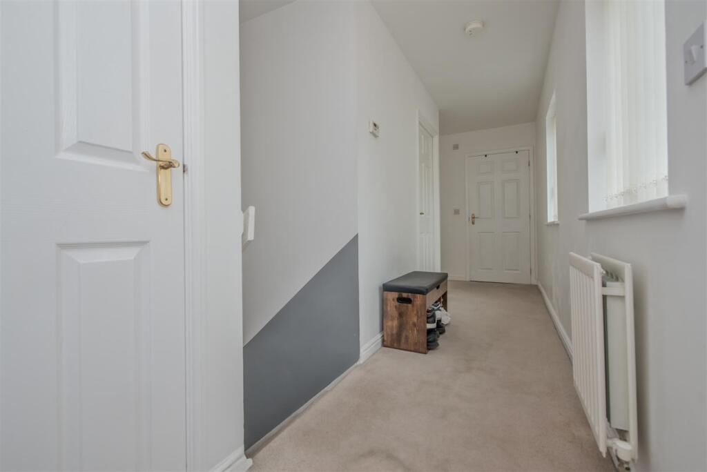 8 DUNLOP AVENUE, LS12 6LE-24.jpg