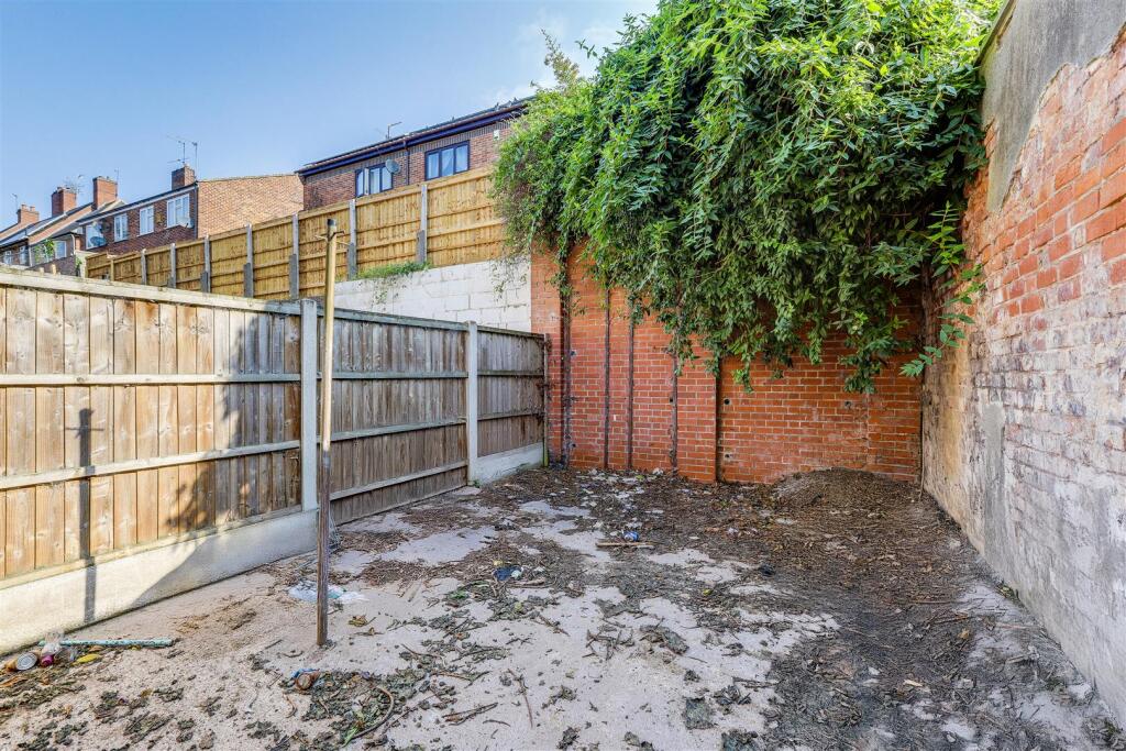 IMG_3956-IMG_3960 copy.jpg