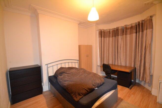 dickenson-road-m13-0nr-995074