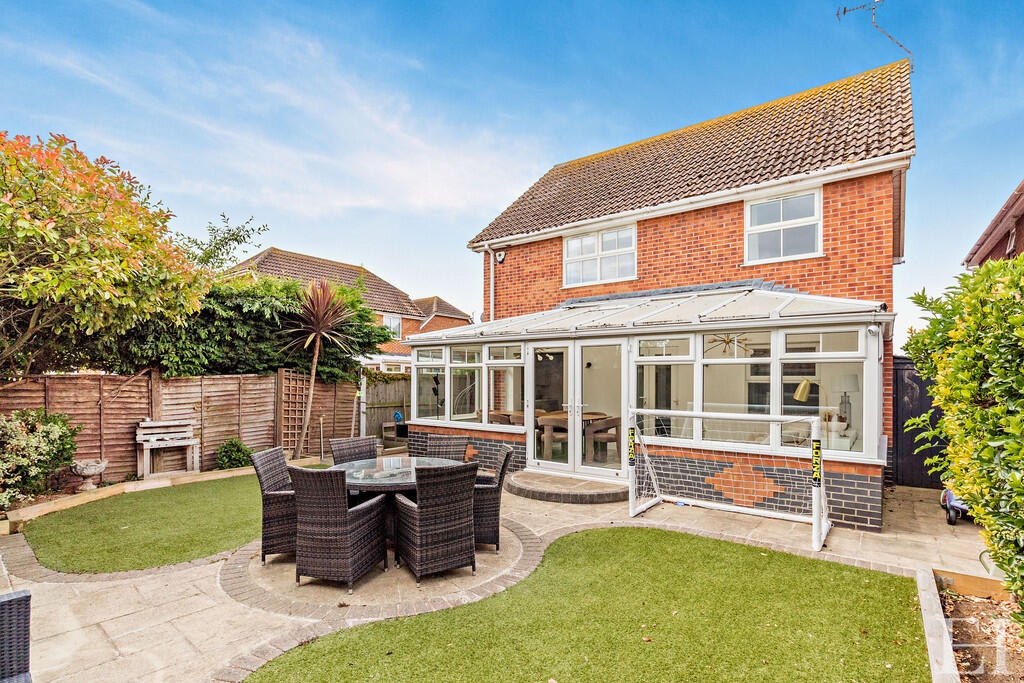 8656154-exteriorW...