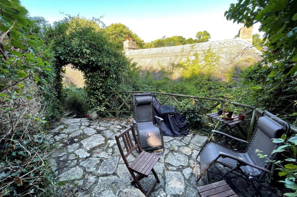 3- Patio
