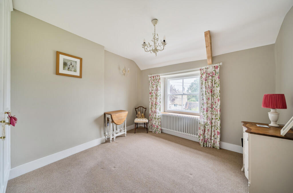 1356480-19-68cbff...