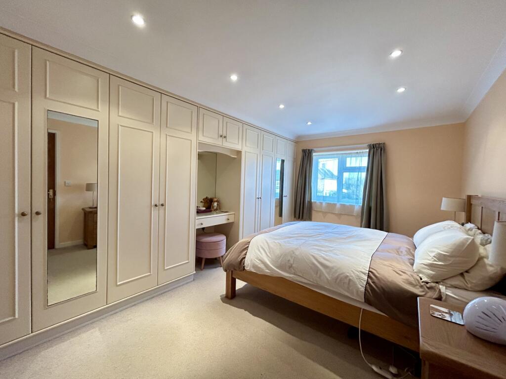 Bed 1 (2)
