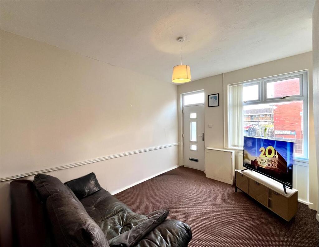 Living Area Aspect 2