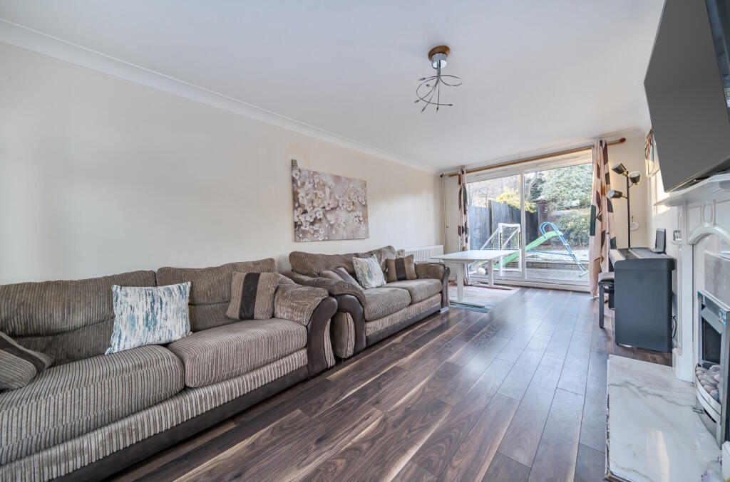 1395362-1-695bd9c...