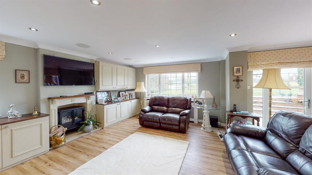 Highfield-House-Little-Ditton-03082021_175945.jpg