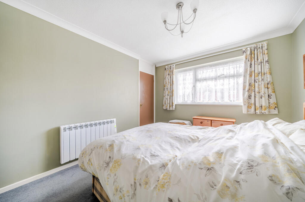 1355581-3-68c9c25...