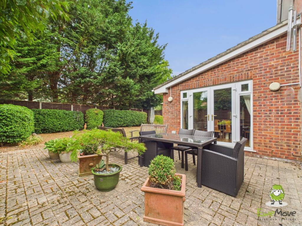 CAM03778G0-PR0261-STILL007