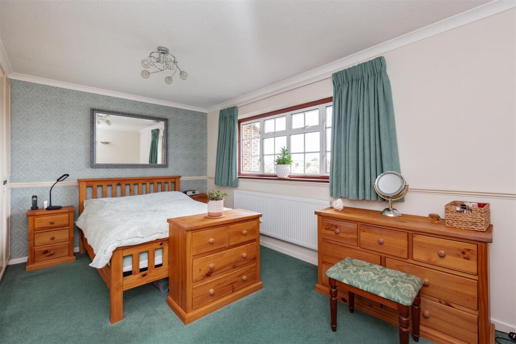 23 Chantry Avenue-HR13.jpg