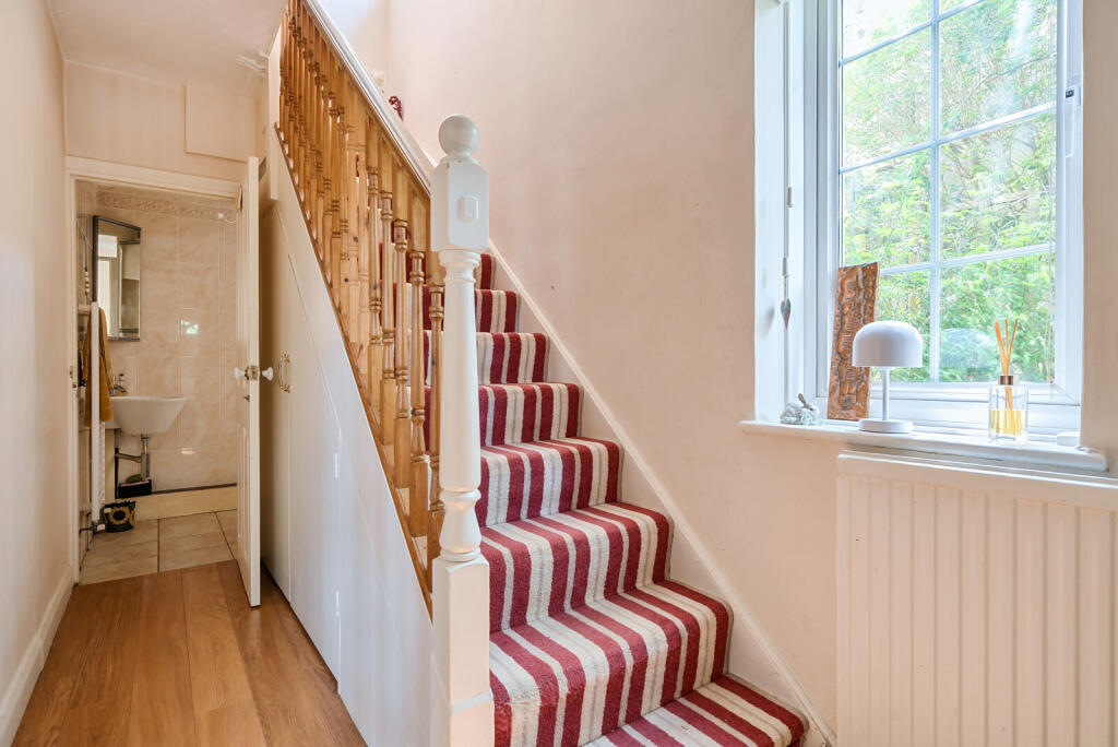 1289749-20-6842d0...