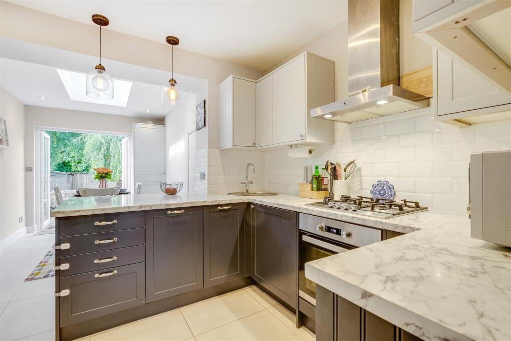 Shott Lane 31-14.jpg