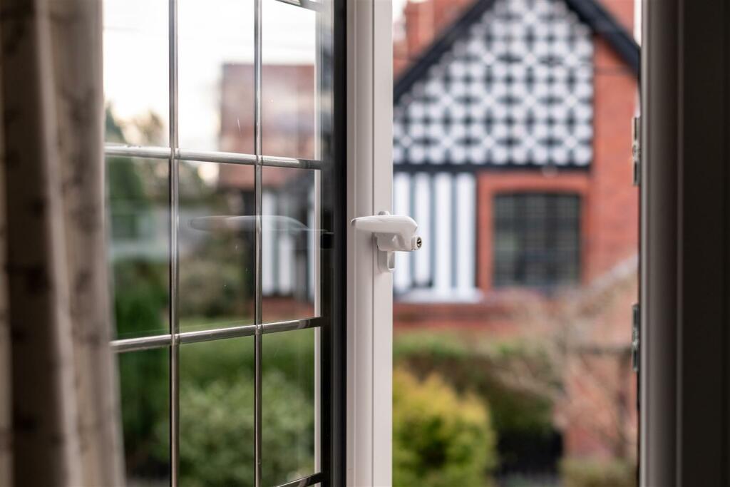 Constables - Holywell Close-63.jpg