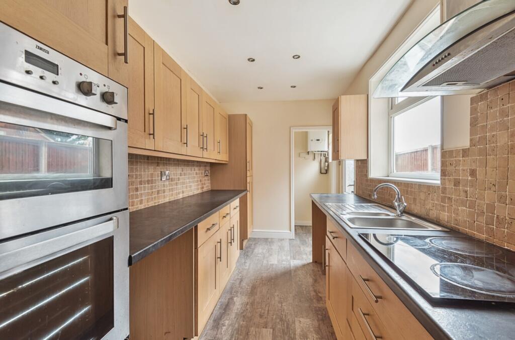 1329665-2-68833f588f4fb