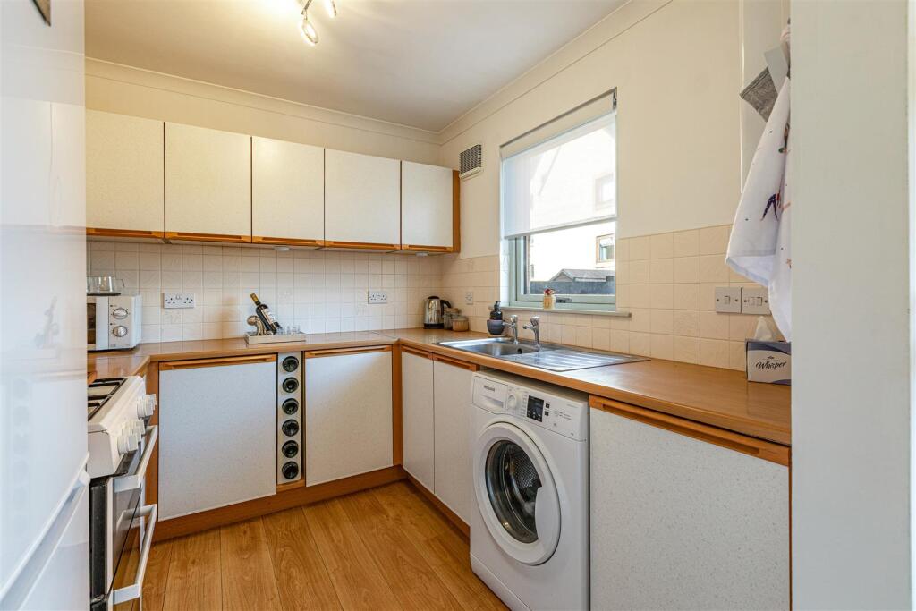 18 Rose Bank Place Galashiels 09.JPG