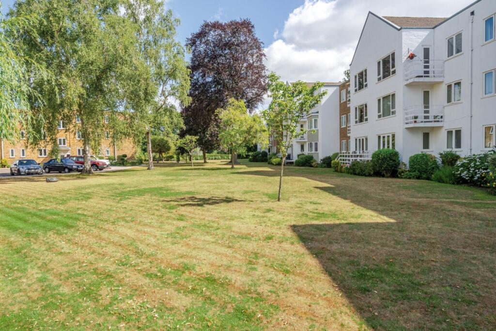 1323944-4-686ce71...