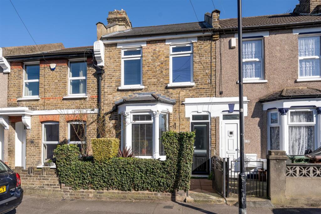 Hervey Park Road, E17