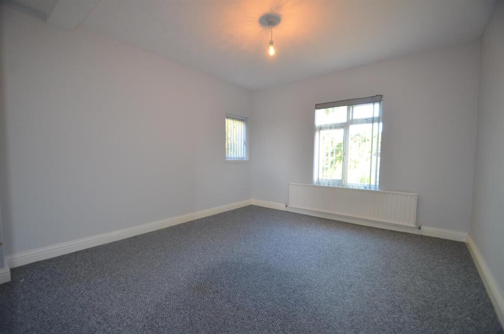 Flat 2, Broad Street,  (5).JPG