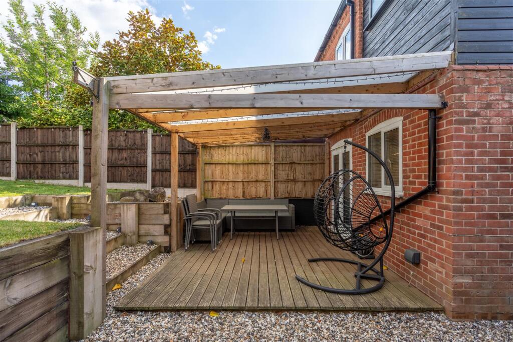 DWELEST - 16 Harrow Road, Swadlincote, DE11 0XD-00