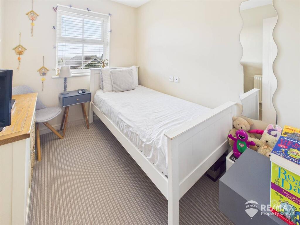 Bedroom 3.jpg