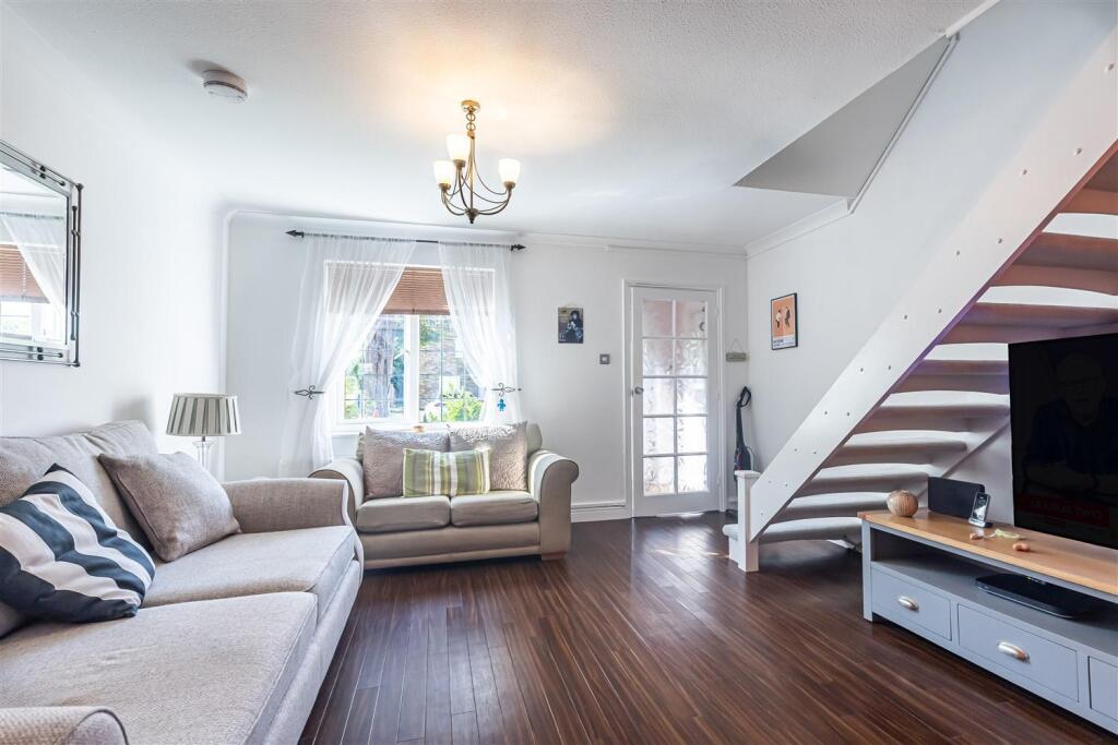 3 Brickfield Road   (5).jpg