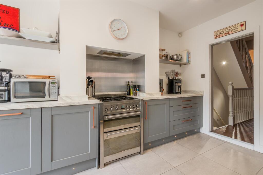 Breakfast Kitchen Aspect 6