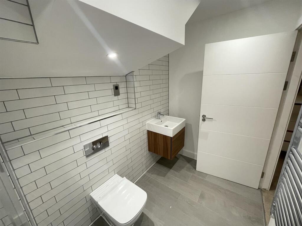Ensuite