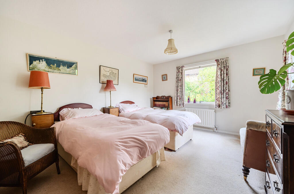 1340896-12-68a449...