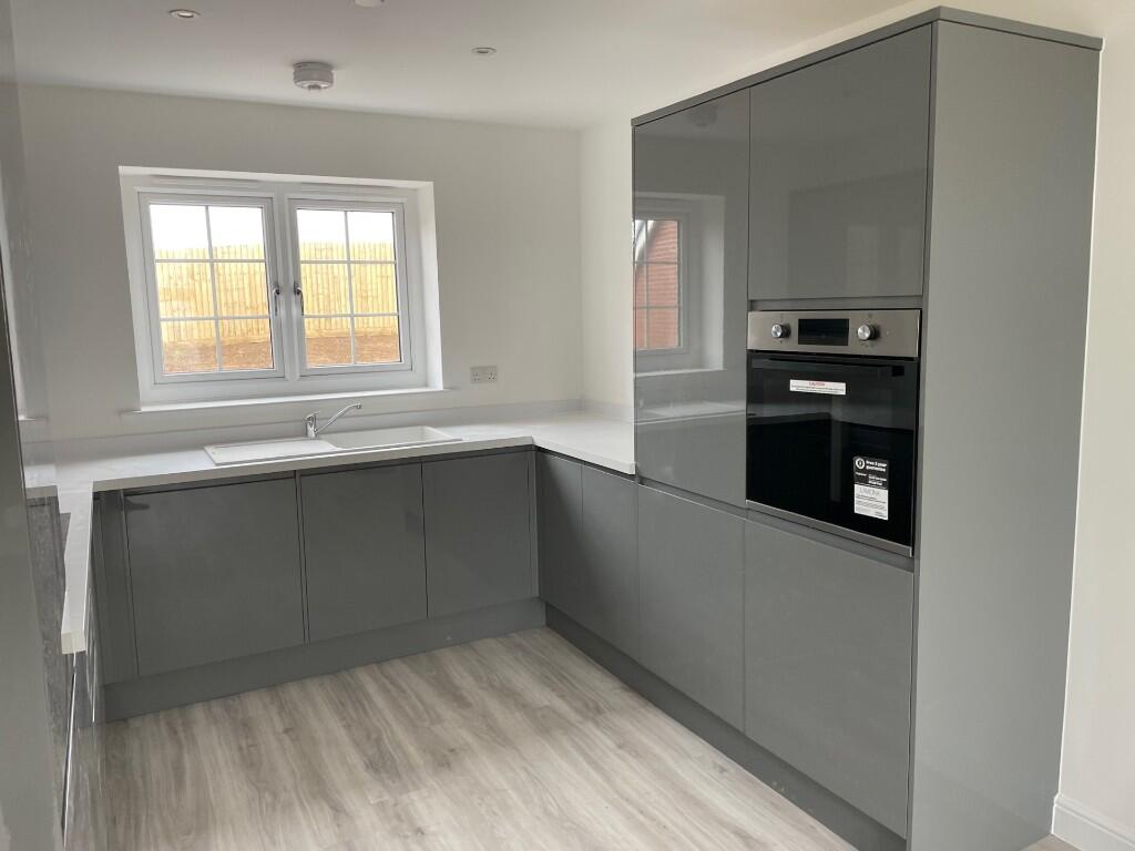 Plot 4 kitchen