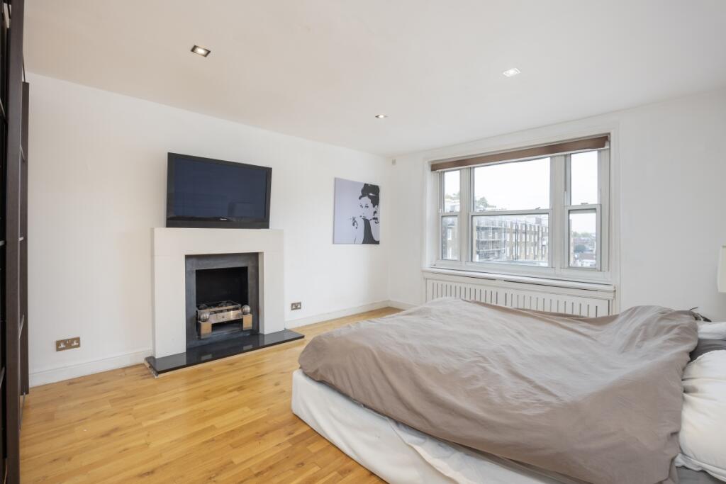 Ennismore Gardens...