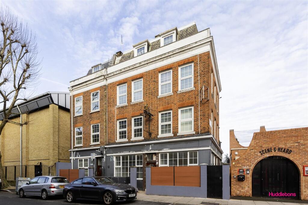 130 Chalton Street -16.jpg