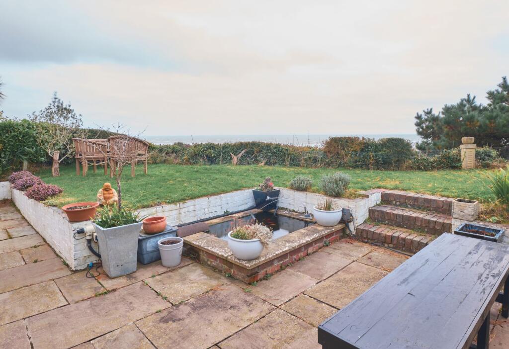 Rear Garden to the South